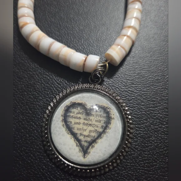 🌟BOGO Free🌟Elegant Cream Beaded Jewelry Set - Picture 3 of 6